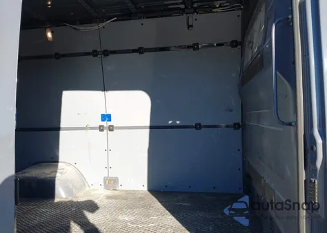 2019 Mercedes-Benz Sprinter 3500 High Roof V6 z USA, uszkodzony, nr VIN WD3PF0CD9KT009657